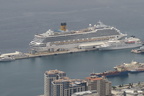 Costa Magica im Hafen von Gibraltar